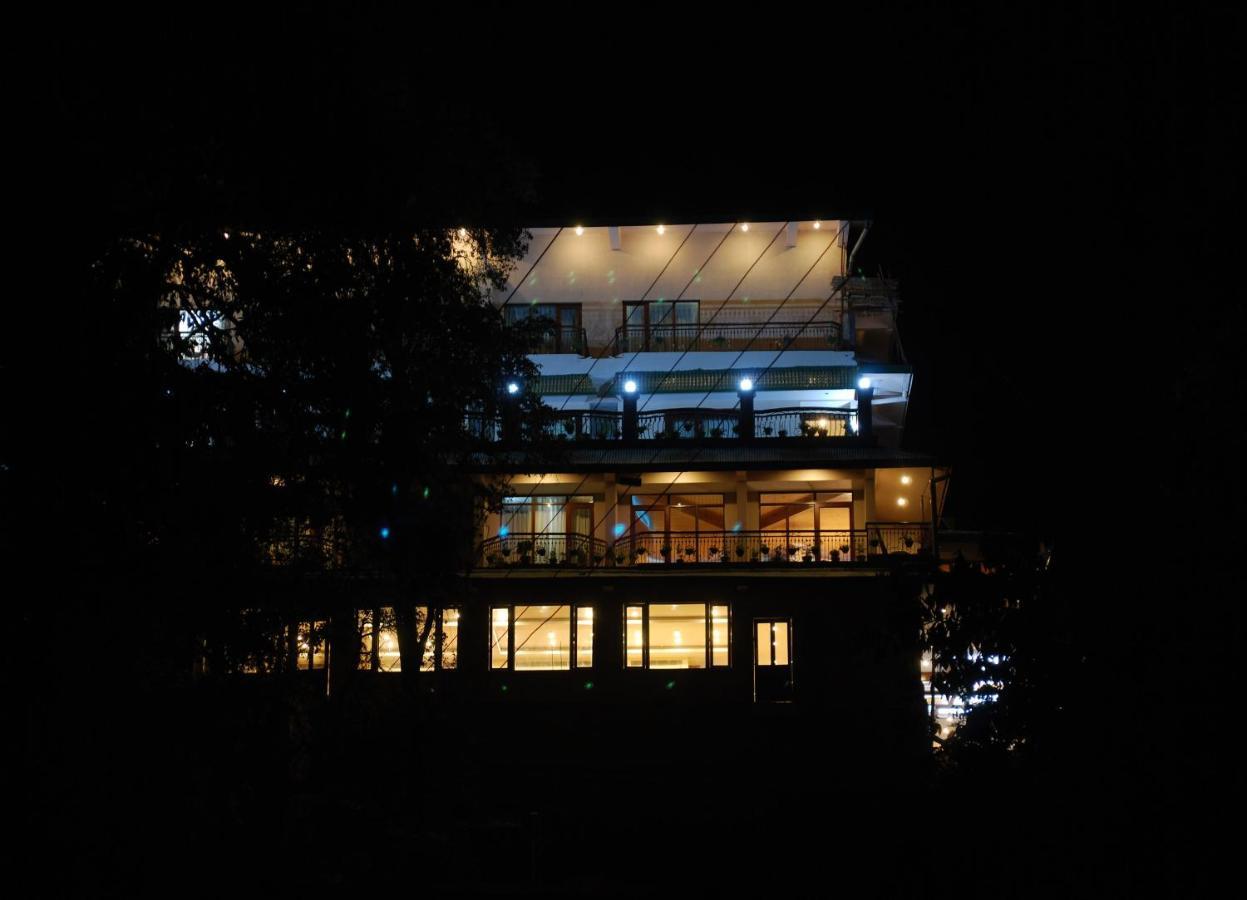 Madhuban Sarovar Portico Mussoorie Kültér fotó