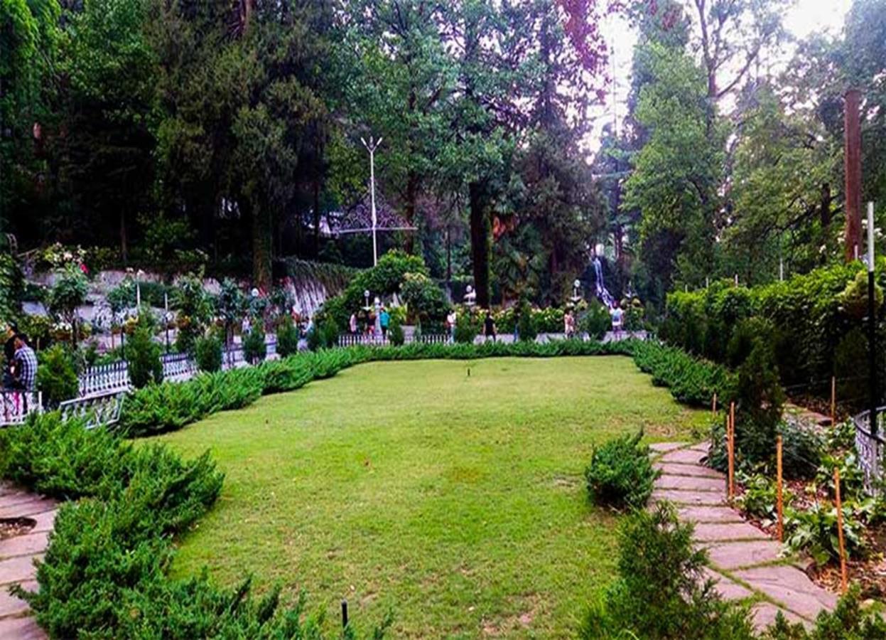 Madhuban Sarovar Portico Mussoorie Kültér fotó