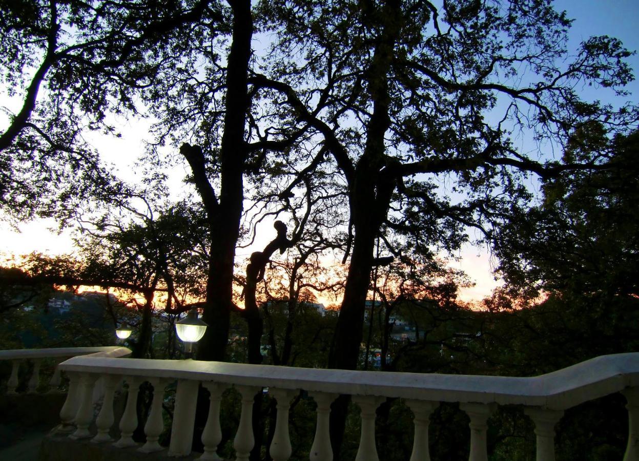 Madhuban Sarovar Portico Mussoorie Kültér fotó