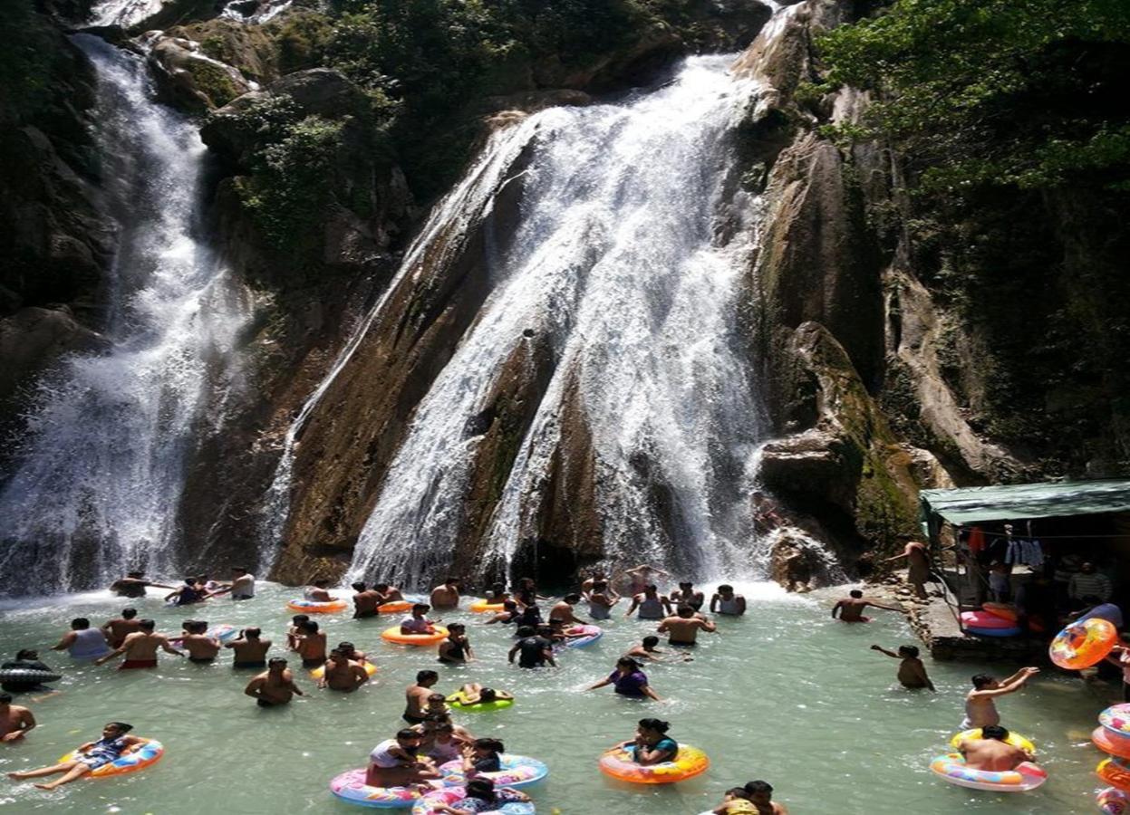 Madhuban Sarovar Portico Mussoorie Kültér fotó